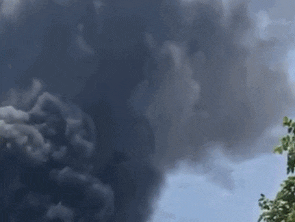 丰泰优配 一架载有242人飞机坠毁，1人生还！